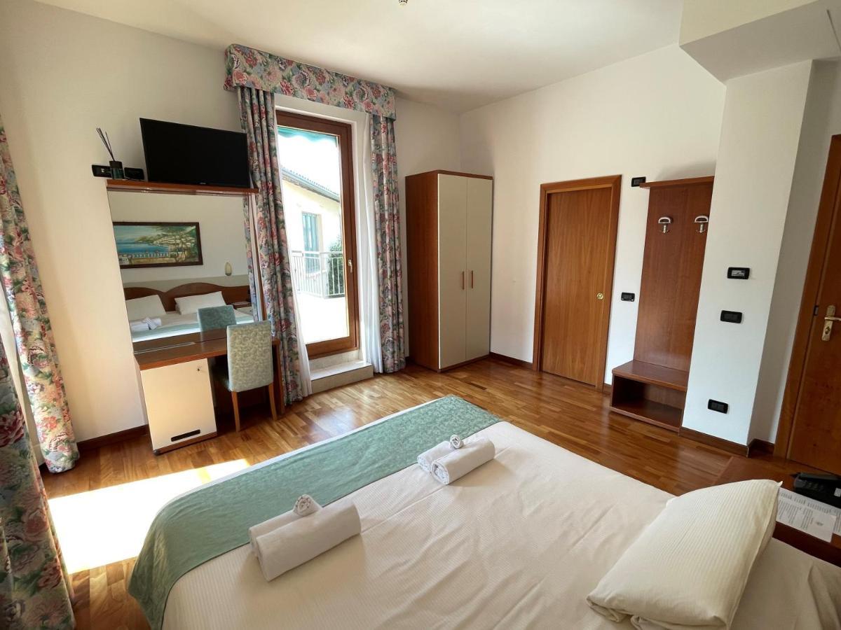 Hotel Meridiana Sirmione Dış mekan fotoğraf