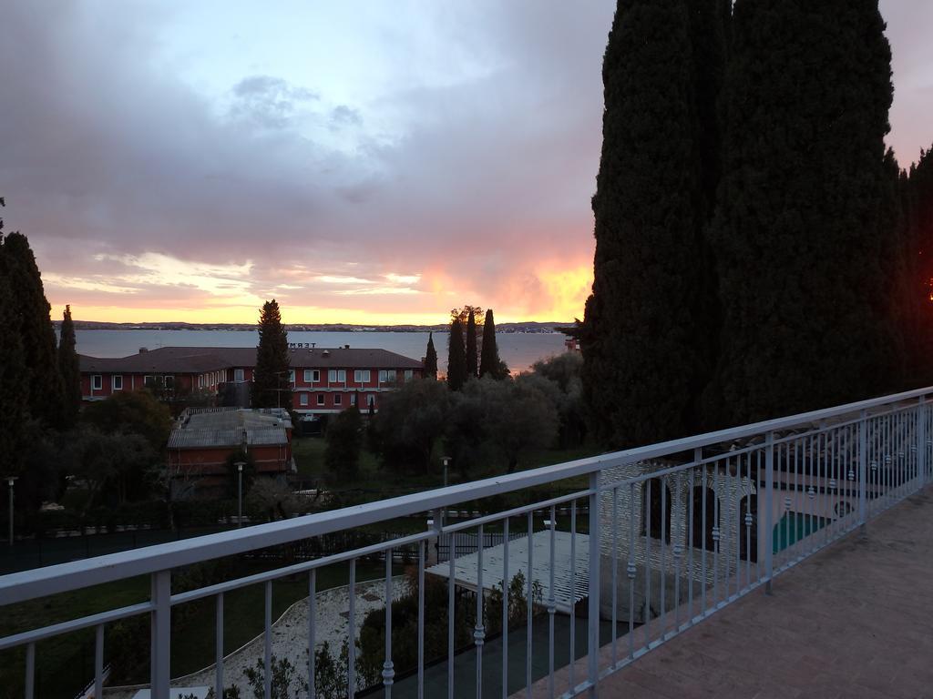 Hotel Meridiana Sirmione Dış mekan fotoğraf